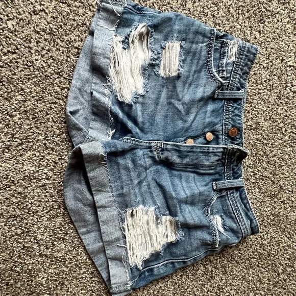 Hollister Pants - Hollister high waisted mom shorts